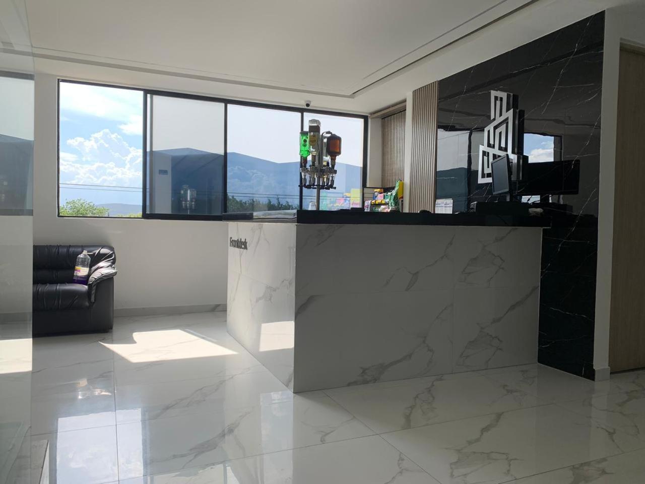 Sky Towers Hotel Cúcuta Екстериор снимка
